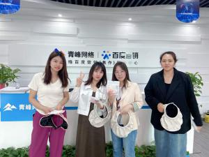 溫情五月 感恩母親--祝女神媽媽們節日快樂！